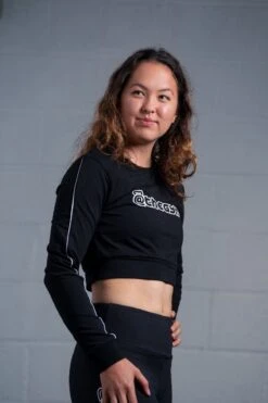 @theGym Cropped Sweater - Black -The Gym Revolution Shop at the gym 2020 00512