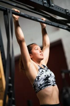 @theGym Grey-Camo Sports Bra 17 @theGym Grey-Camo Sports Bra -The Gym Revolution Shop at the gym 2020 00723